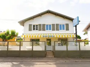 藍色陽光酒店