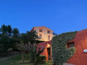 Les Vinyes Alojamiento Rural Boutique & Spa
