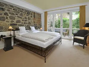Hotel und Gastwirtschaft Herrenhaus von Löw