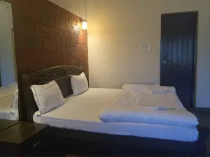 Bluebay Luxury Cottages - Malpe