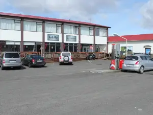 North West Restaurant & Guesthouse