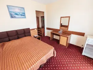 Tornado Hotel