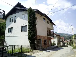HM - Konak