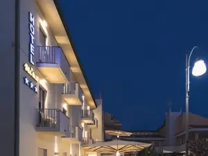 Hotel Nina