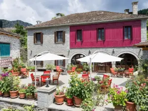 Villa Paroraia