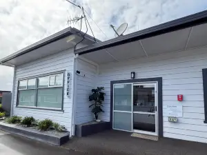 Central Court Motel