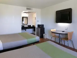 Motel 6 Barstow, CA