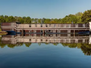 Boat Hotel de Barge
