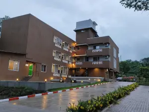 HillRock Resort & Villas, Karjat