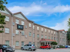 Hawthorn Suites by Wyndham Addison Galleria