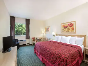 Studio 6 Suites Fremont, Oh