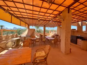 Bait Aljabal Hospitality Inn