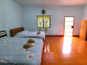 Pernjai Homestay 2beds