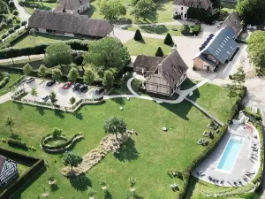 Manoir de Surville Hotel & Spa & Restaurant