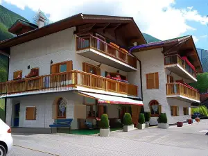 拉比高山飯店