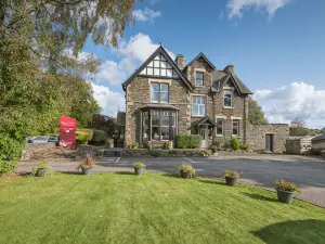 Beaumont Windermere - Adults-Only Boutique Guest House- Free Parking & Wellness Access