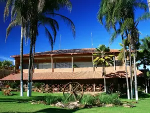 Estancia Park Hotel