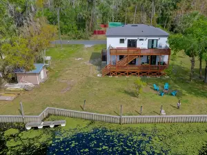 Forget your worries in this serene space. New 4-bedroom 4 bath house in Astor