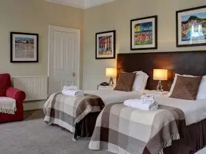 No12 Hotel