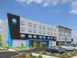 Tru by Hilton Colorado Springs Airport