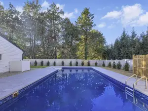 Pure Paradise Hamptons Getaway