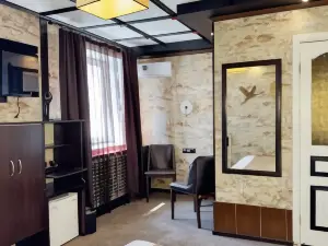 Zhemchuzhina Vostoka Hotel