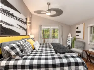Hart Haven is the perfect place to relax and unwind. Comfortably decorated