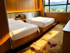 Lingshan Hotel
