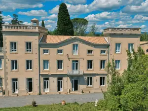Le Château de La Seigne I Gîte et Chambres d'hôtes I près de Carcassonne