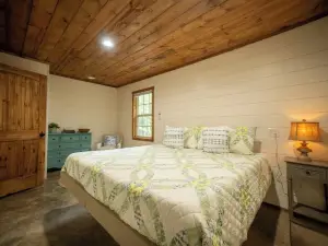 Willow Oak Cottage