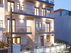 9 Luxury Rooms