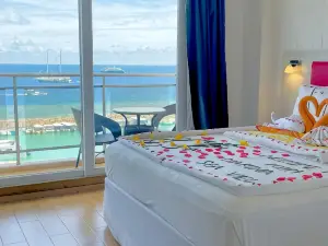 ICom Marina Sea View