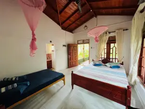Sinharaja Rest