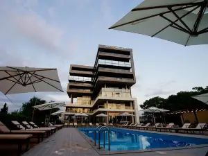 HOTEL NOBILIS HALL