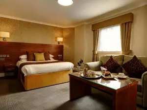 Golden Lion Hotel
