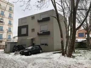 Roomotel