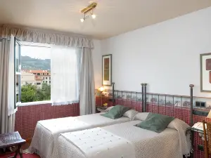 Hotel Avenida Real