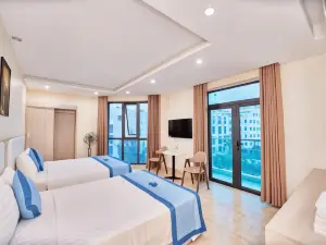Tuan Dat Luxury Hotel FLC