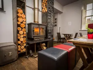 Woolpack Inn