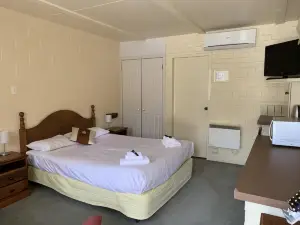 Robertson Country Motel