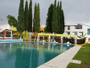 Hotel Cipreses