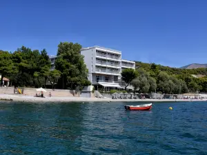 Siagas Beach Hotel