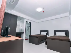 The Strand Suites and Dormitel