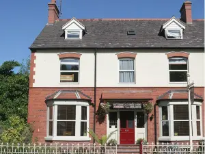Llangollen Hostel - the Whole Bedroom - Self Catering Facilities