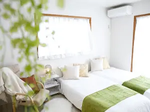 Nagashima Riverside House