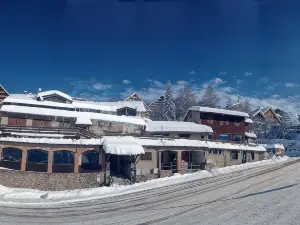 Chalet le Alpi - Azzurro Club