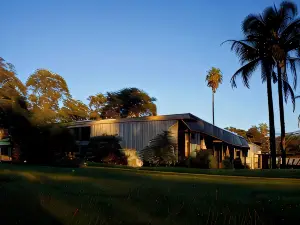 Eden Nimo Motel