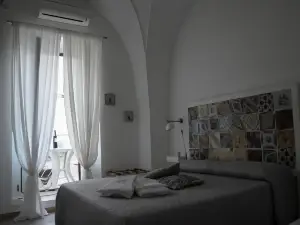 21mq Suite Home
