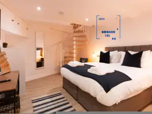 Rooftop Terrace with Harbour Views by Adliv