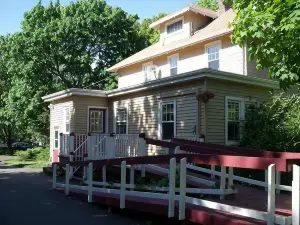 Small Town Bound Inn